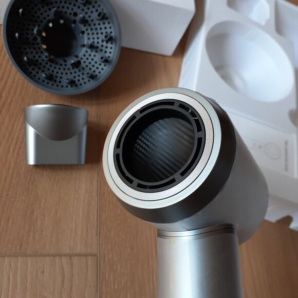 New Hair Dryer 110000 RPM High-Speed Ionic Blow Dryer 3 Temps and 2 Speeds - Picture 3 of 10